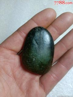 万年黑皮籽料